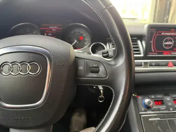 Audi S8 5.2 FSI quattro