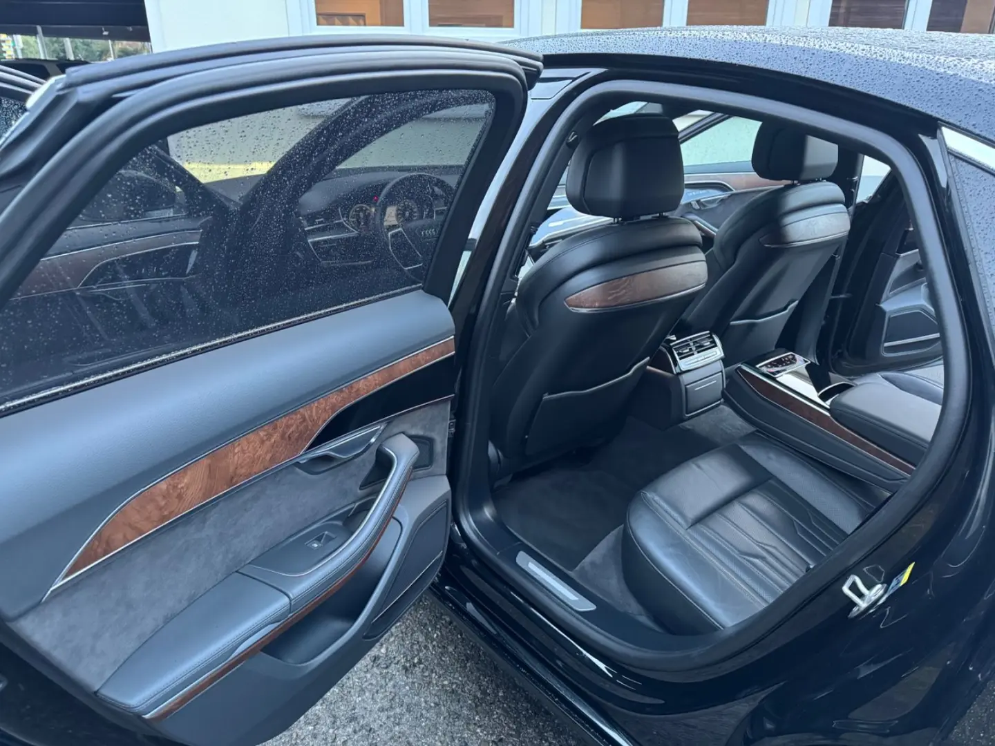 A8 60 TFSI e quattro Pano B&O Massage SoftClose