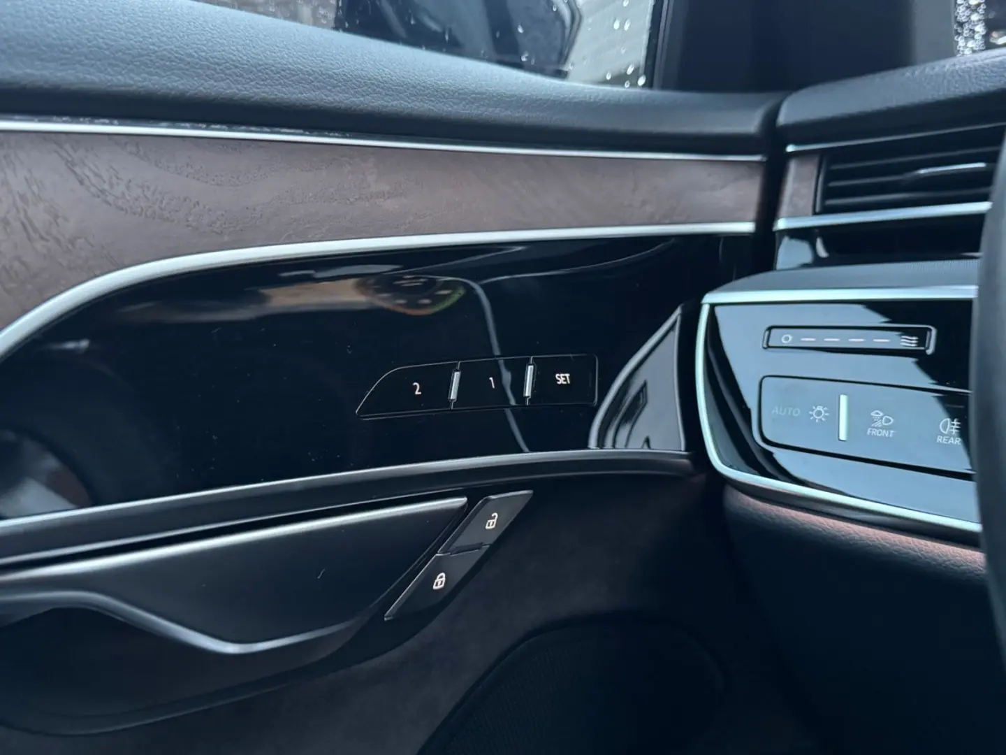 A8 60 TFSI e quattro Pano B&O Massage SoftClose