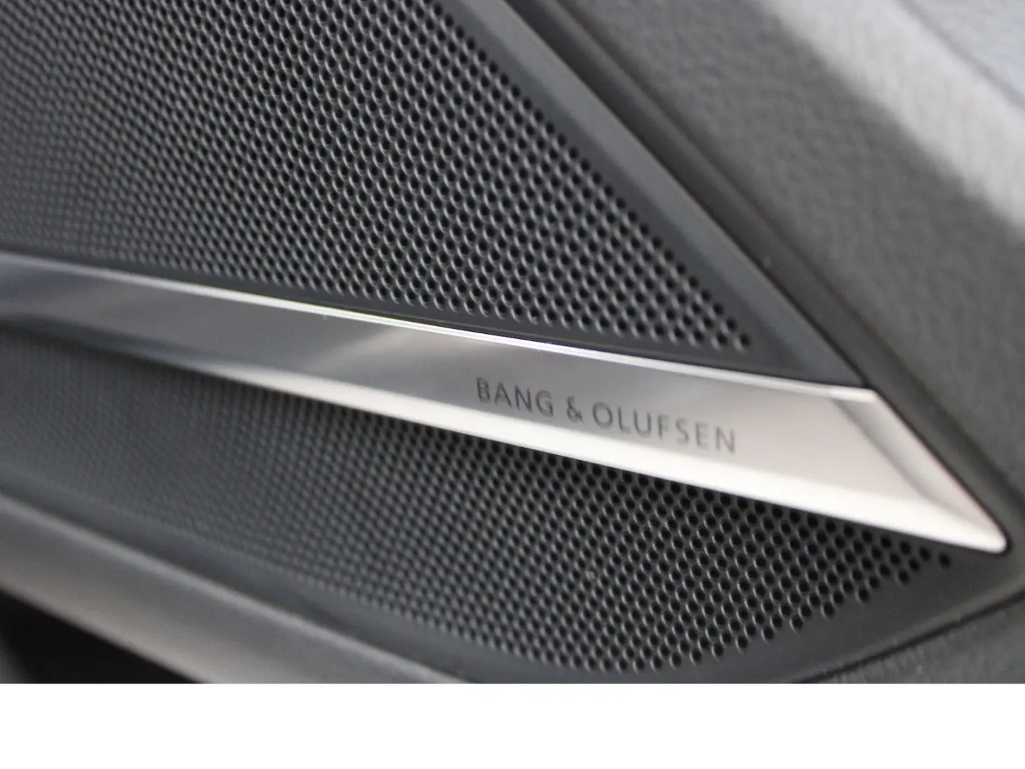 A8 60 TFSIe quattro MATRIX 360 HUD SCHIEBD