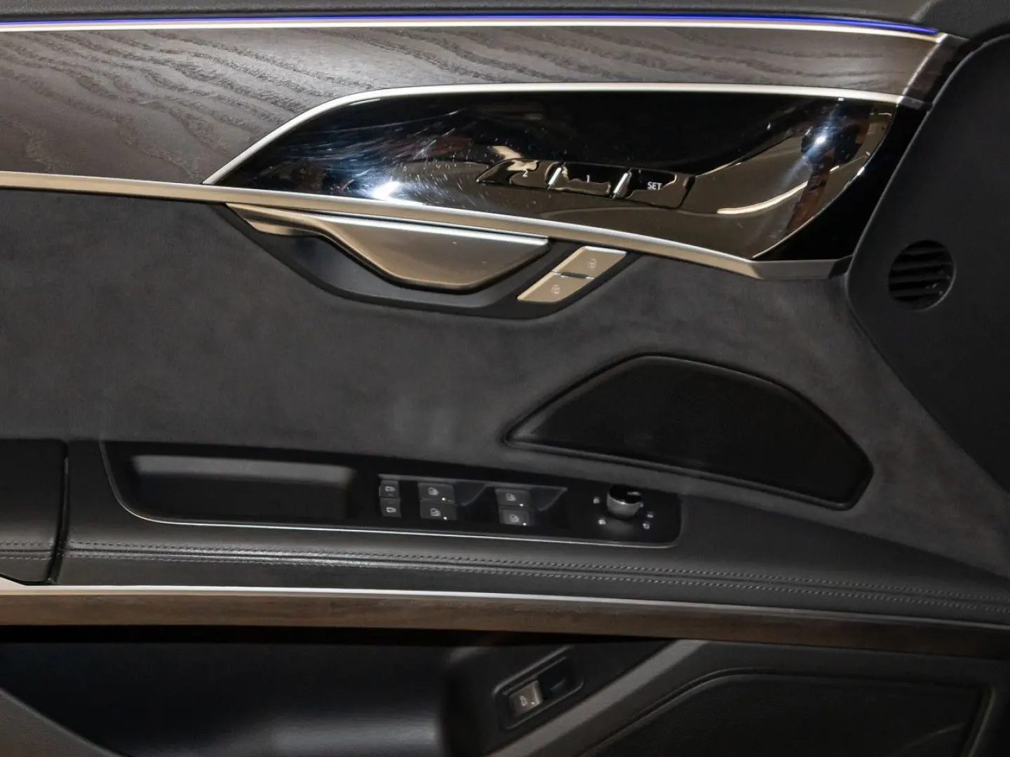 A8 55 TFSI quattro AIR HeadUp Pano 360  B&O 20