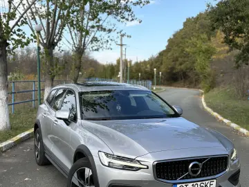 Volvo V60 Cross Country
