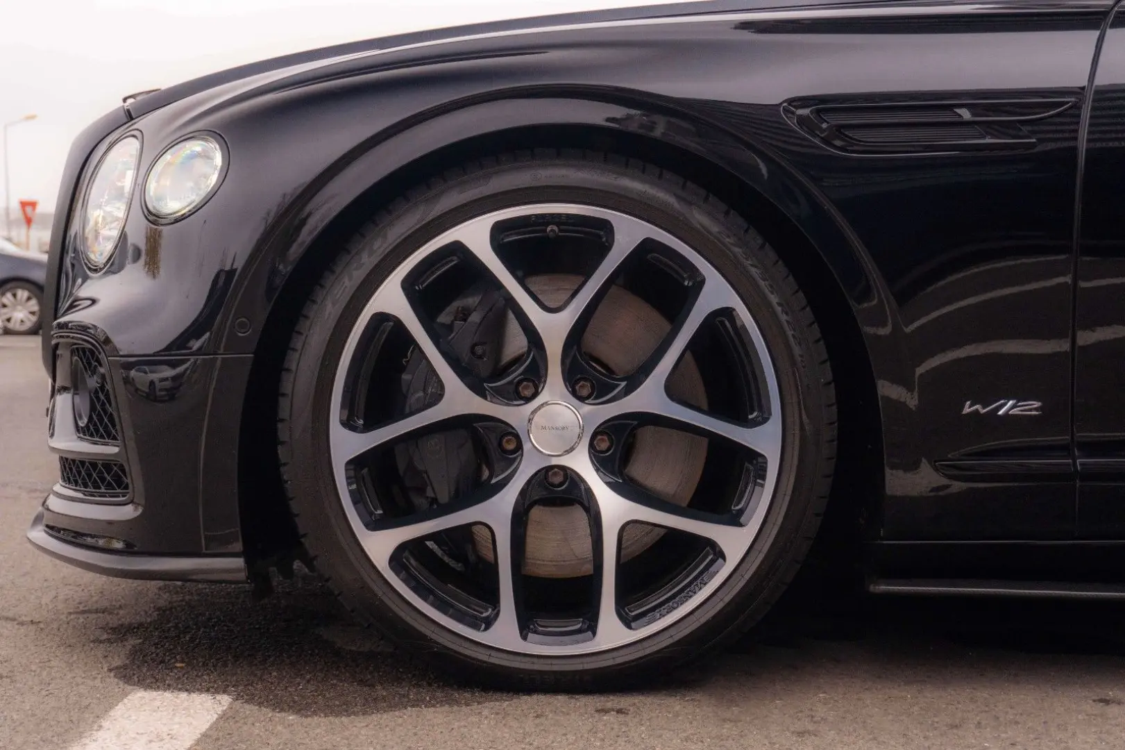 Flying Spur 6.0 W12 Carbon Mansory 22