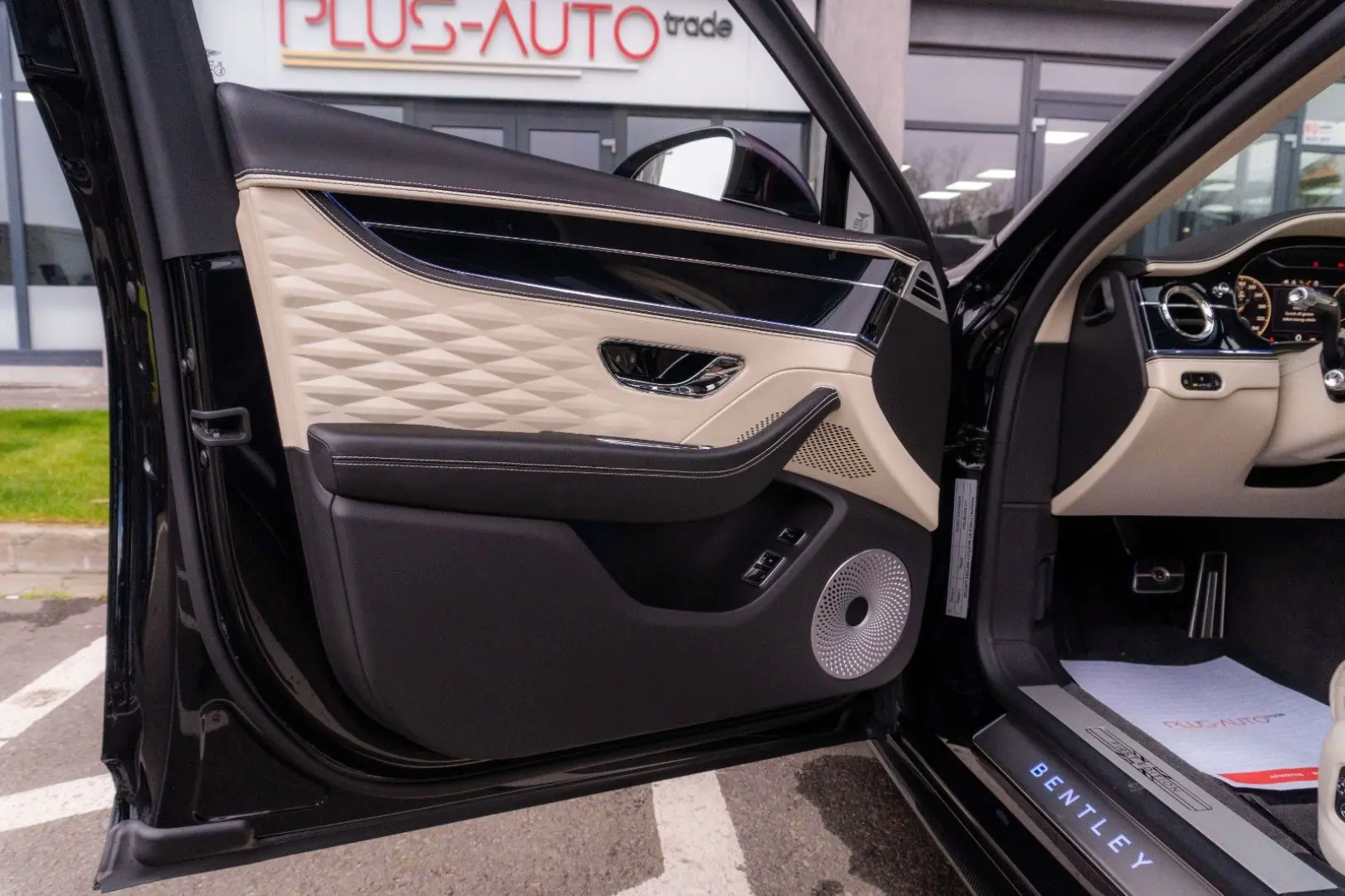 Flying Spur 6.0 W12 Carbon Mansory 22