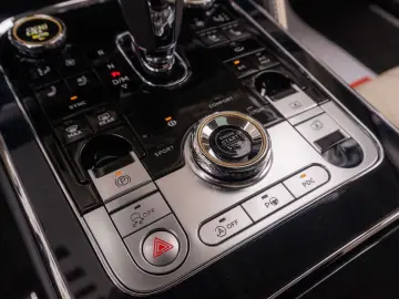 Flying Spur 6.0 W12 Carbon Mansory 22