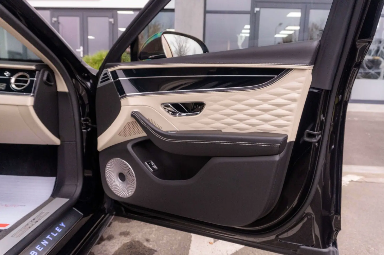 Flying Spur 6.0 W12 Carbon Mansory 22