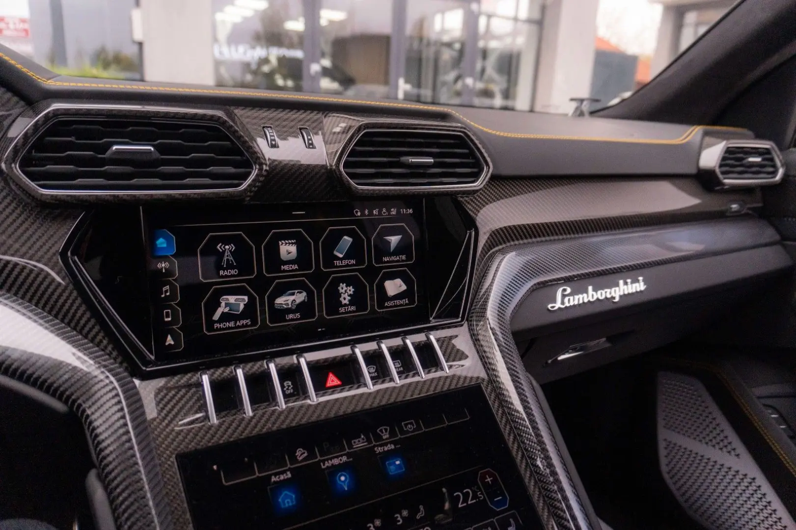 Urus 4.0 V8 Carbon Novitec 23