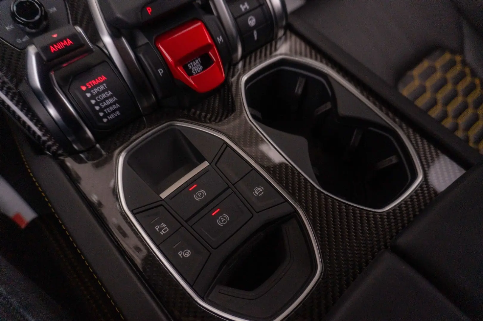 Urus 4.0 V8 Carbon Novitec 23