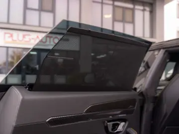 Urus 4.0 V8 Carbon Novitec 23