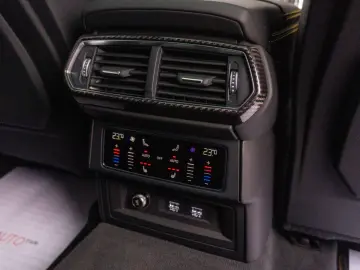 Urus 4.0 V8 Carbon Novitec 23