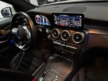 MERCEDES-BENZ GLC 300de 4Matic