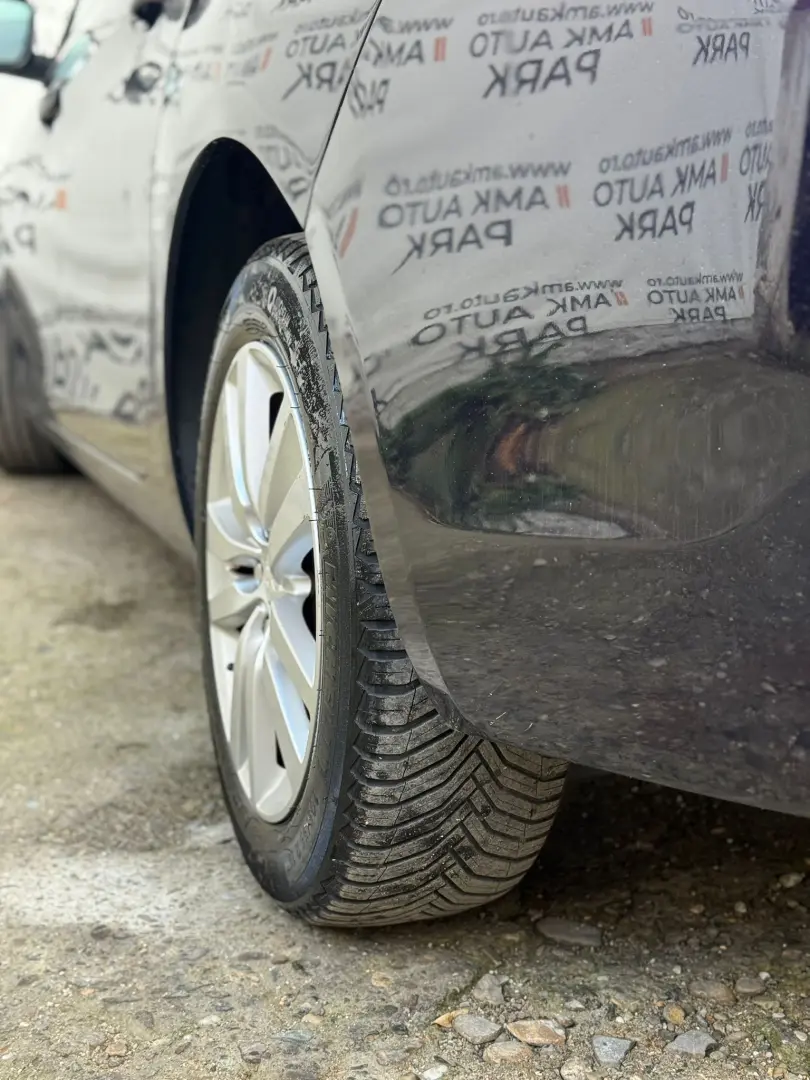 Peugeot 308 – 1.6 diesel– 2014 – Cutie manuala