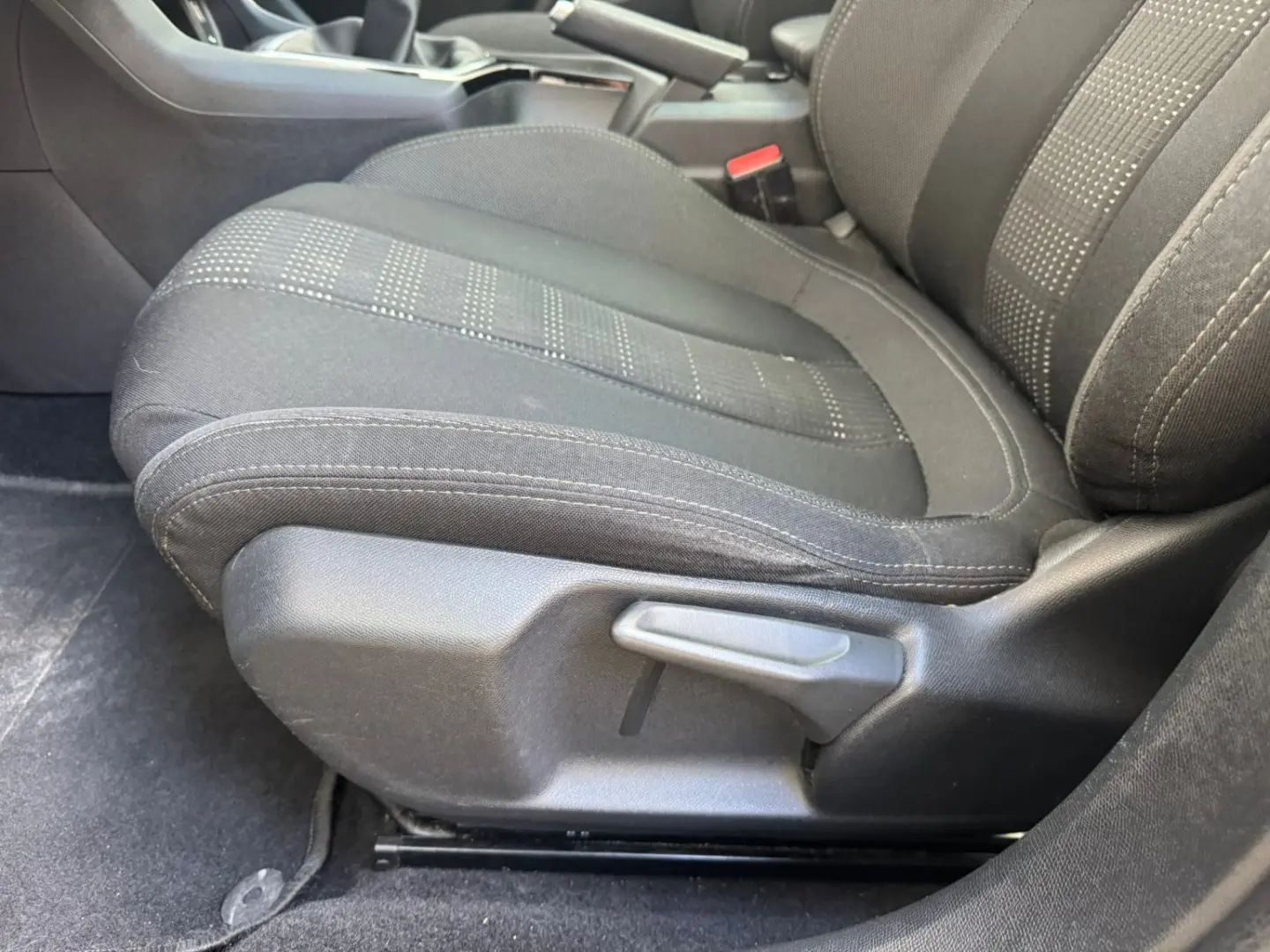 Peugeot 308 – 1.6 diesel– 2014 – Cutie manuala