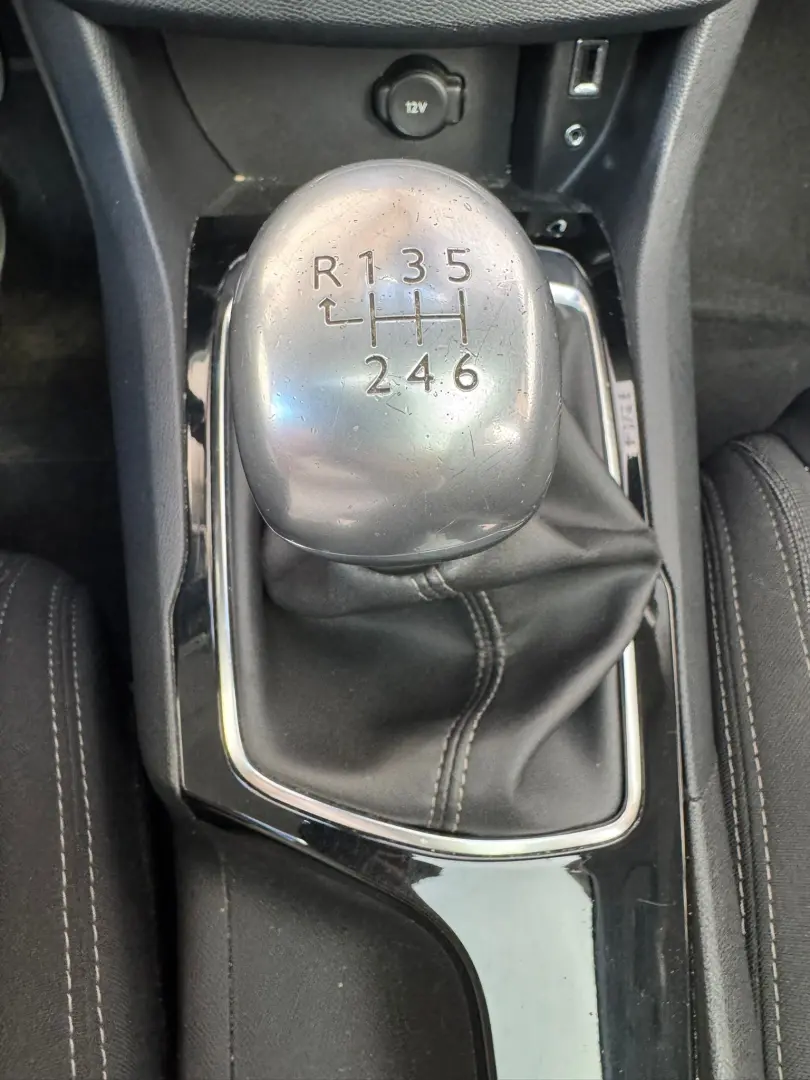 Peugeot 308 – 1.6 diesel– 2014 – Cutie manuala