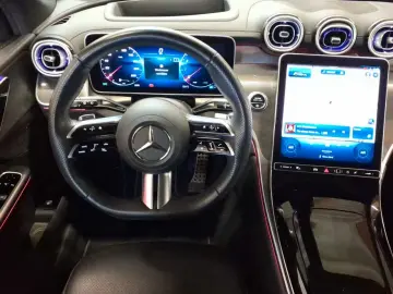MERCEDES-BENZ GLC300 - 4MATIC - AMG LINE