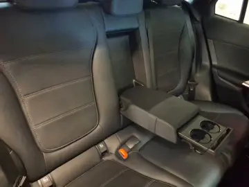 MERCEDES-BENZ GLC300 - 4MATIC - AMG LINE