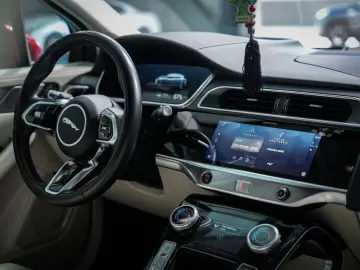 Jaguar I-Pace EV400 AWD R-Dynamic   Full Electric 400 CP