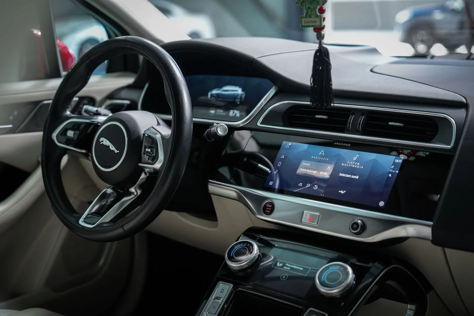 Jaguar I-Pace EV400 AWD R-Dynamic   Full Electric 400 CP