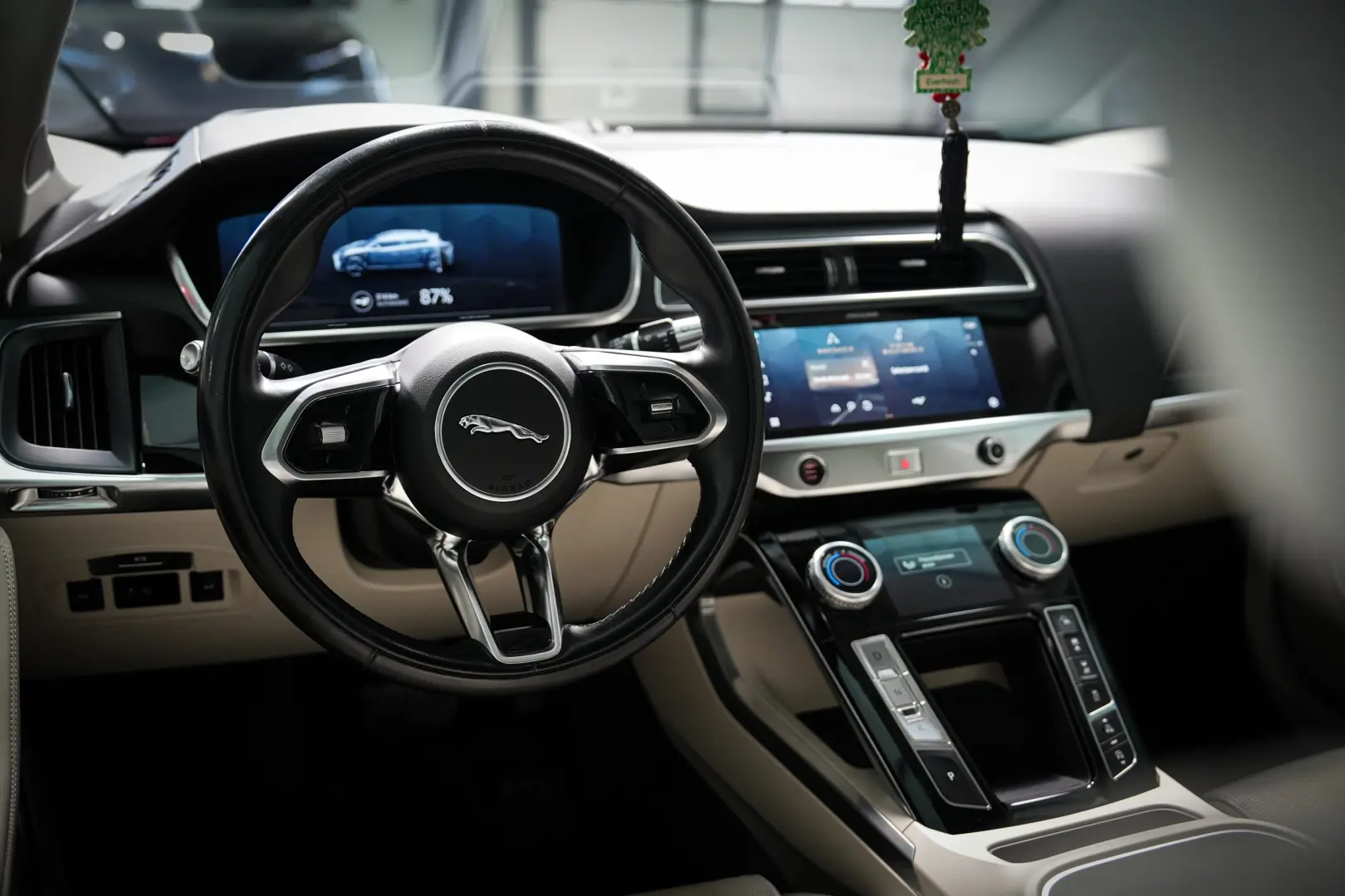 Jaguar I-Pace EV400 AWD R-Dynamic   Full Electric 400 CP