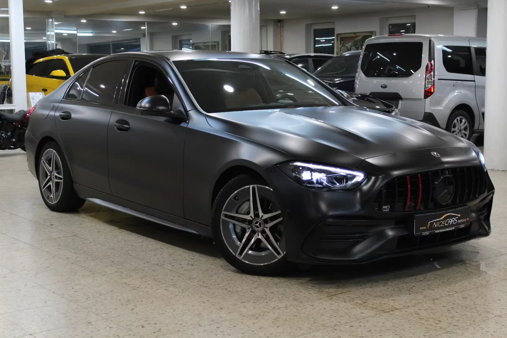 MERCEDES-BENZ C200 - AMG-Line - 4Matic