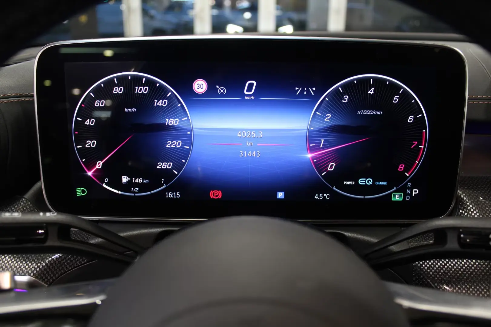 MERCEDES-BENZ C200 - AMG-Line - 4Matic