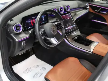 MERCEDES-BENZ C200 - AMG-Line - 4Matic