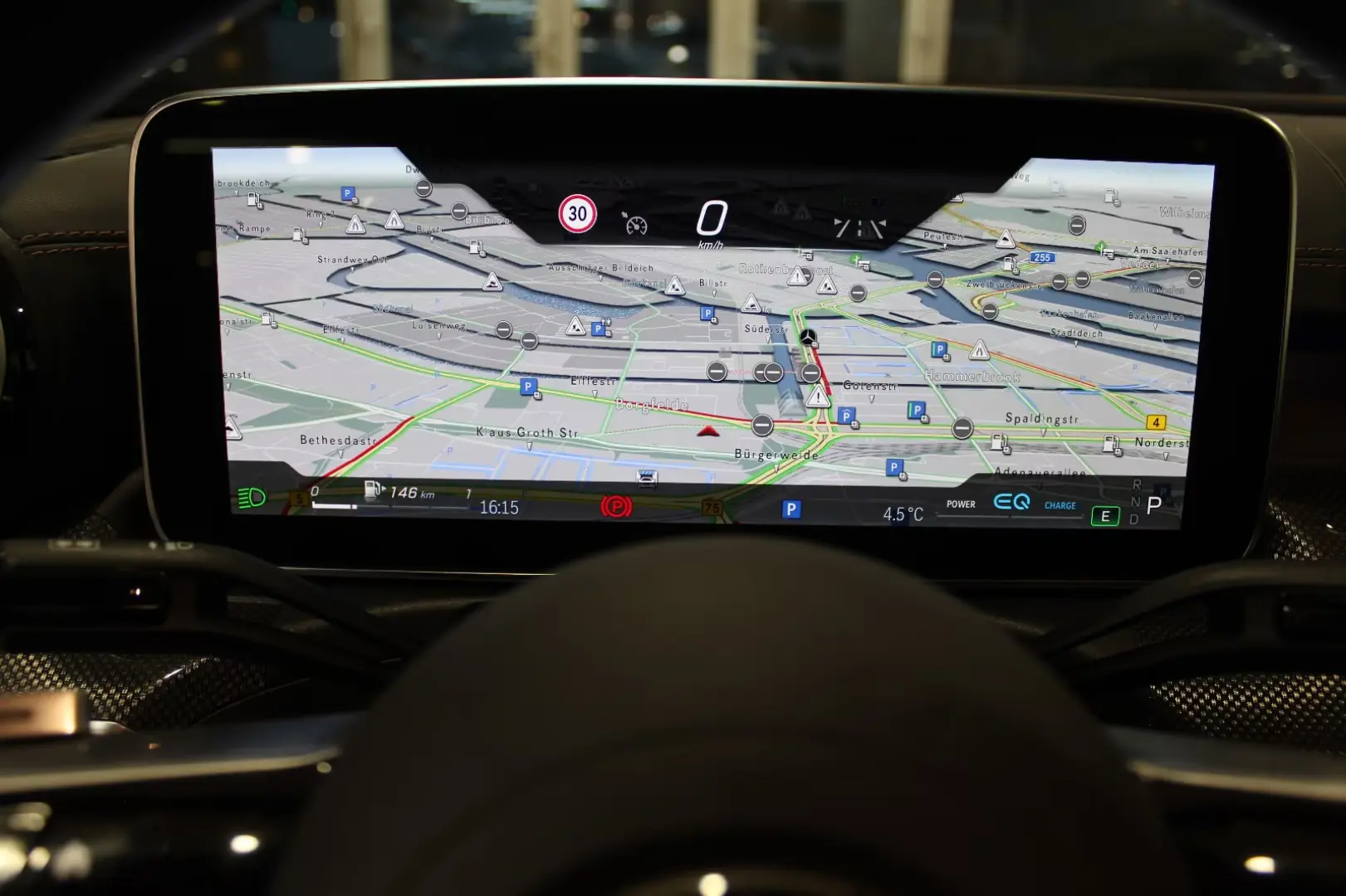 MERCEDES-BENZ C200 - AMG-Line - 4Matic