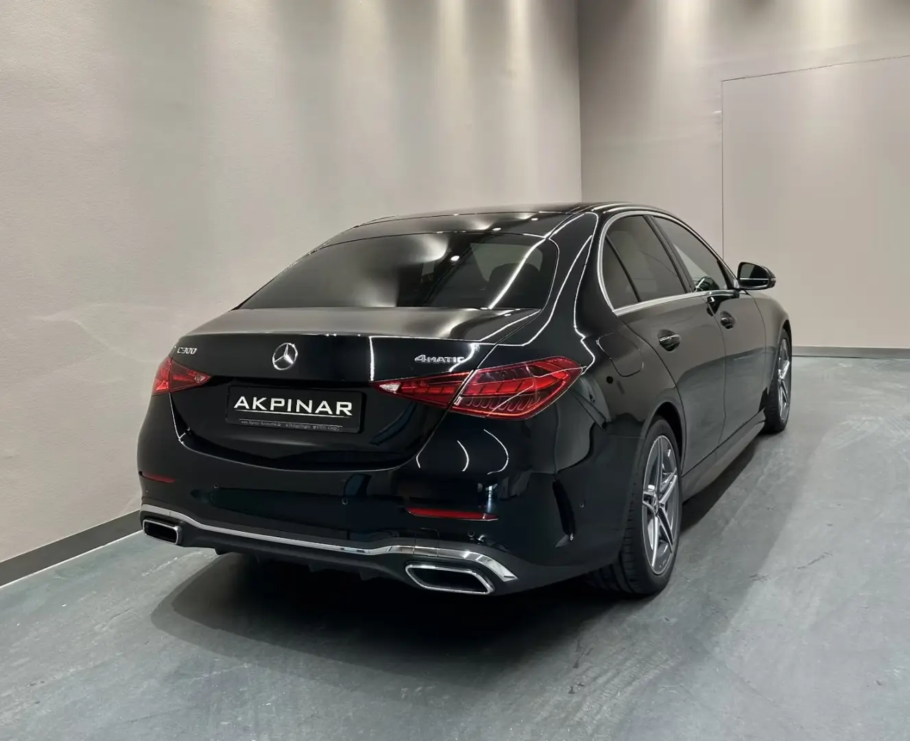 MERCEDES-BENZ C300 - AMG-Line - 4Matic