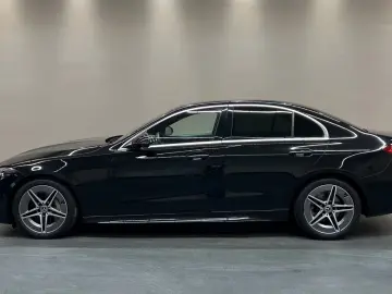 MERCEDES-BENZ C300 - AMG-Line - 4Matic