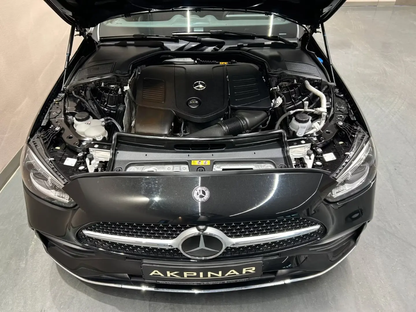 MERCEDES-BENZ C300 - AMG-Line - 4Matic