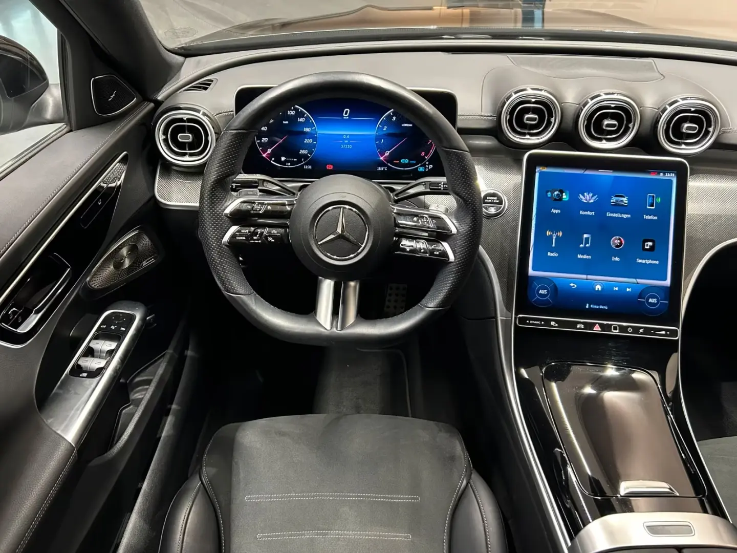 MERCEDES-BENZ C300 - AMG-Line - 4Matic