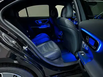 MERCEDES-BENZ C300 - AMG-Line - 4Matic