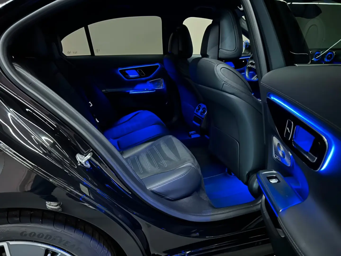 MERCEDES-BENZ C300 - AMG-Line - 4Matic