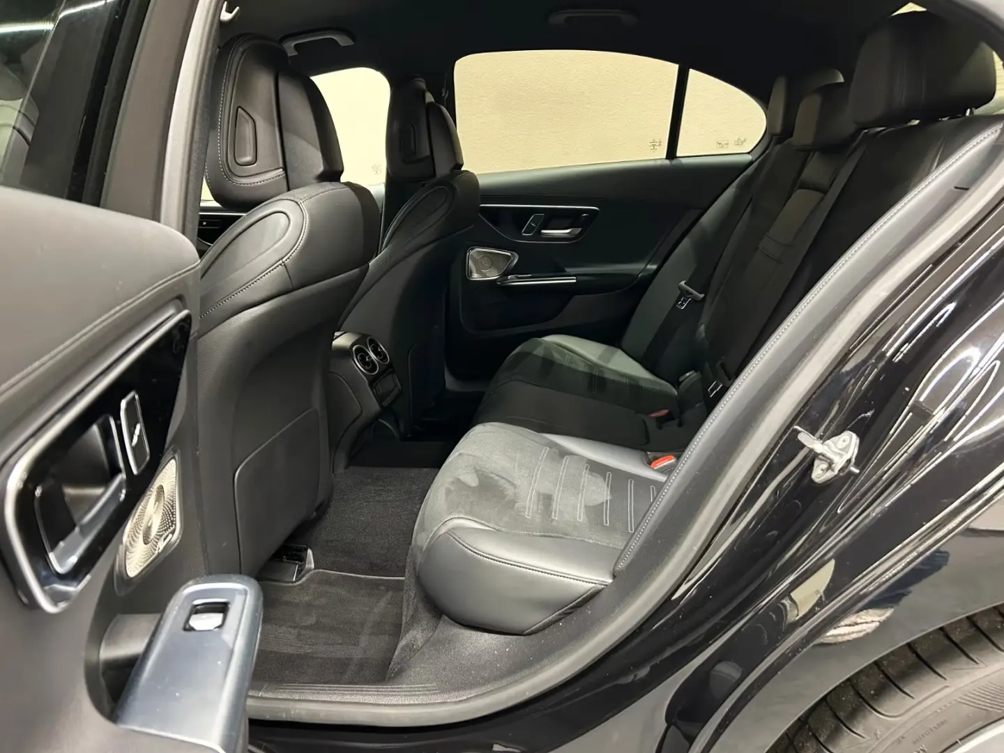 MERCEDES-BENZ C300 - AMG-Line - 4Matic