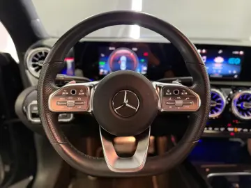 MERCEDES BENZ CLA250e - AMG-Line