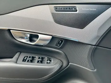 XC90 B5 D AWD Geartronic ULTIMATE BRIGHT-7Si-AHK