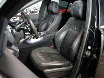 4MATIC MASSAGE HUD BURM TOW 82.810€ NETTO