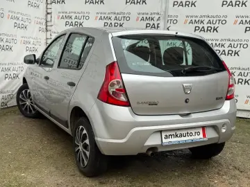 Dacia Sandero – 2008