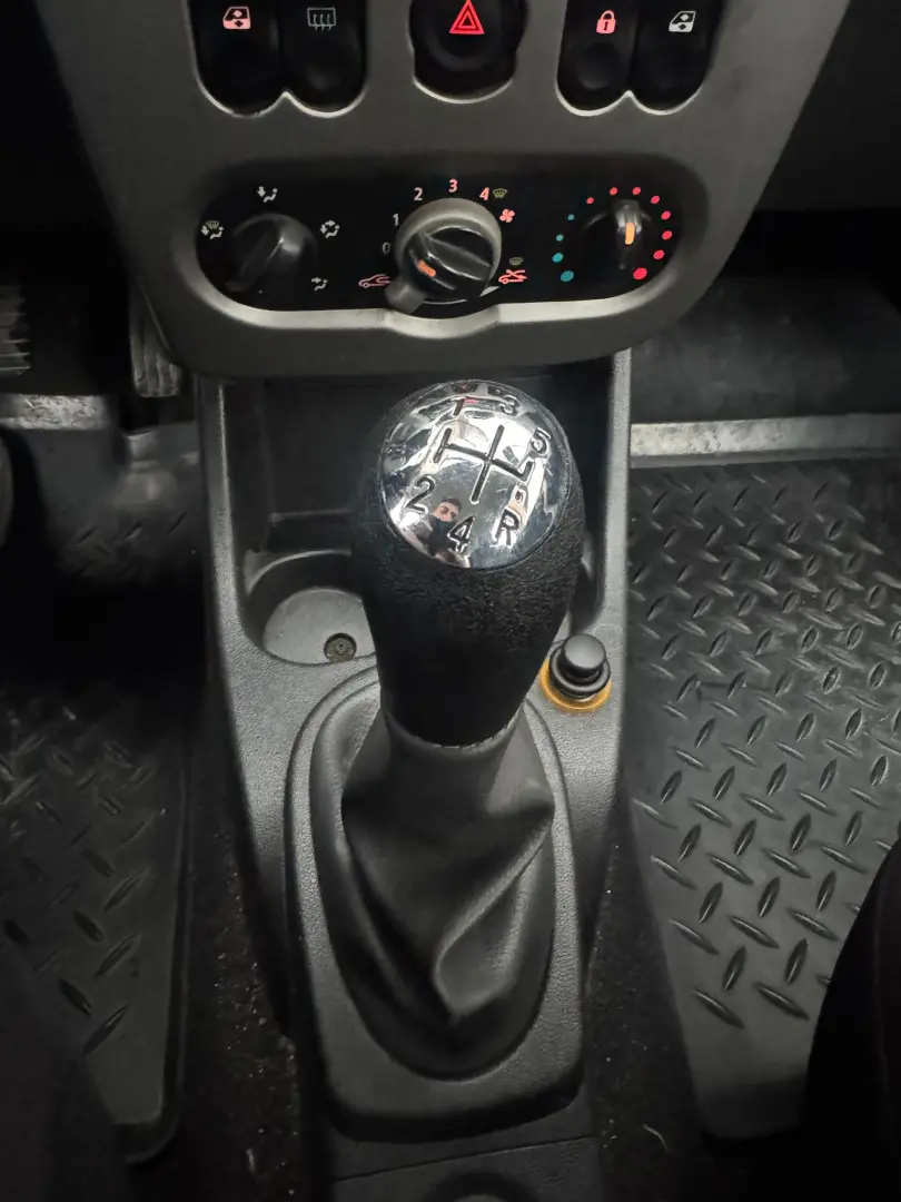 Dacia Sandero – 2008