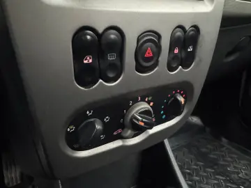 Dacia Sandero – 2008