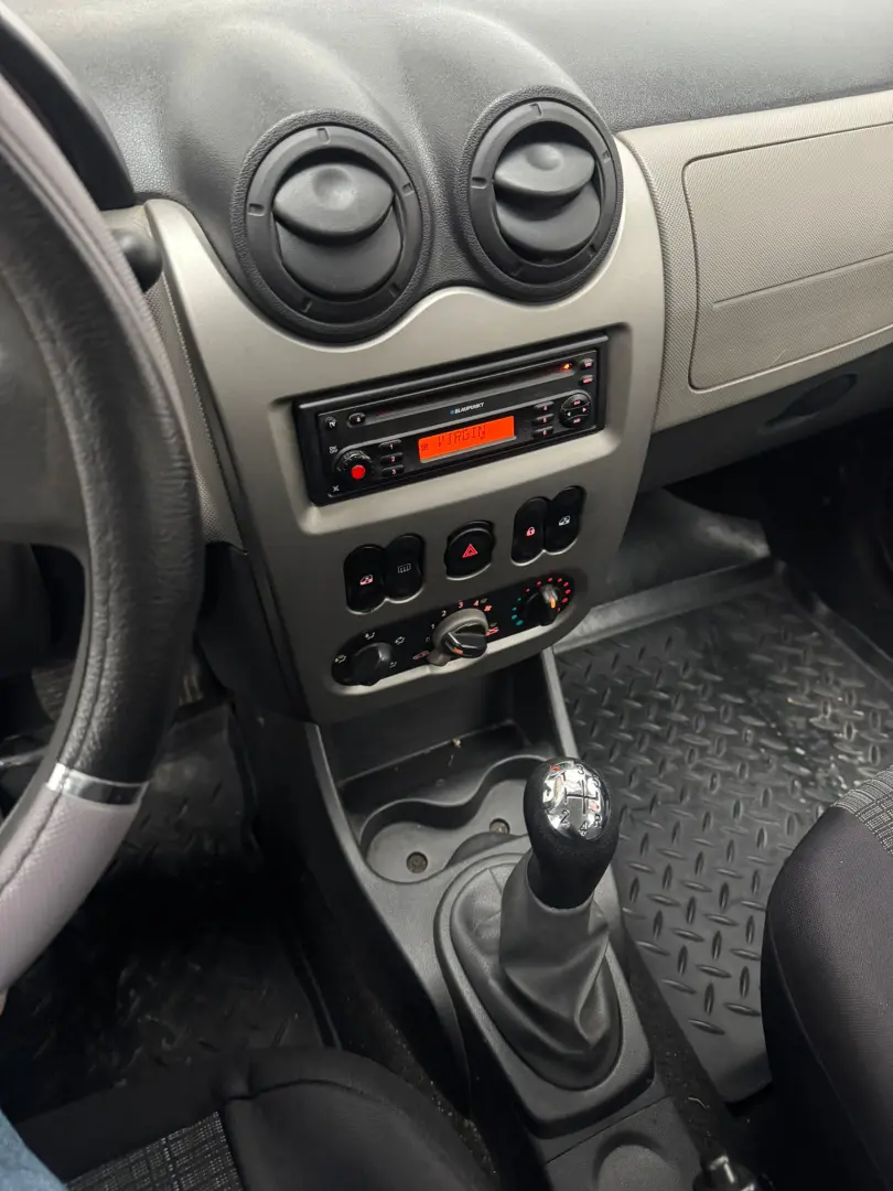 Dacia Sandero – 2008