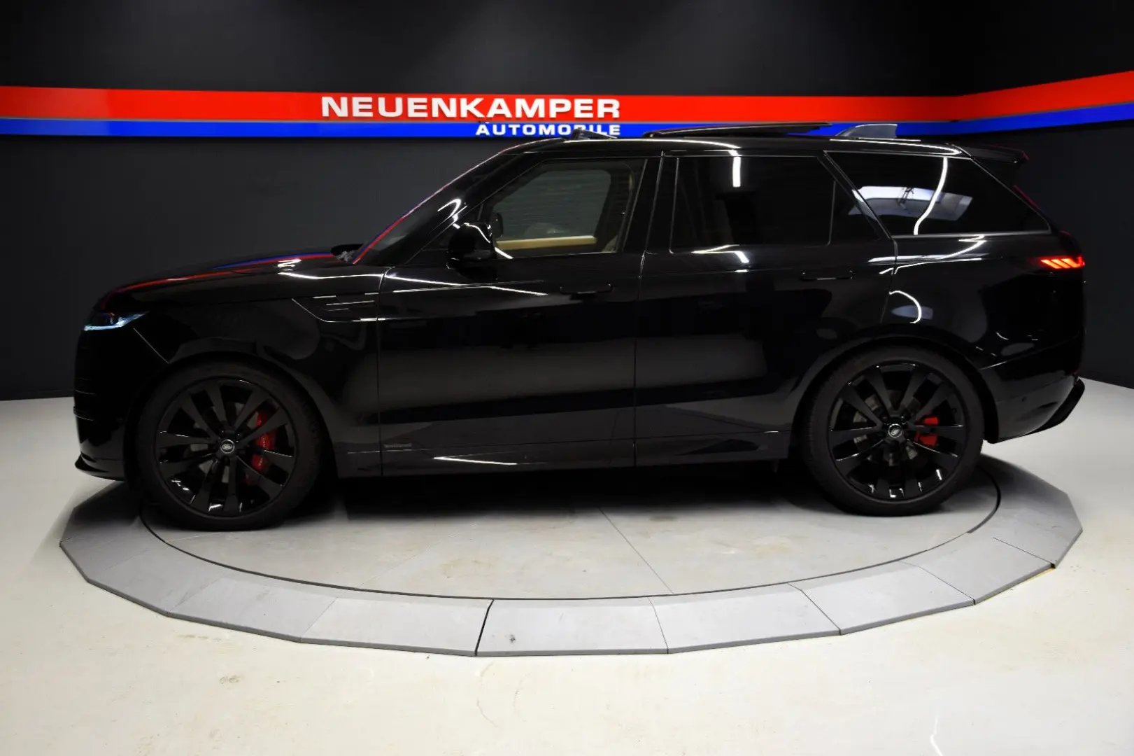 Range Rover Sport D350 Autobiography SV Bespoke