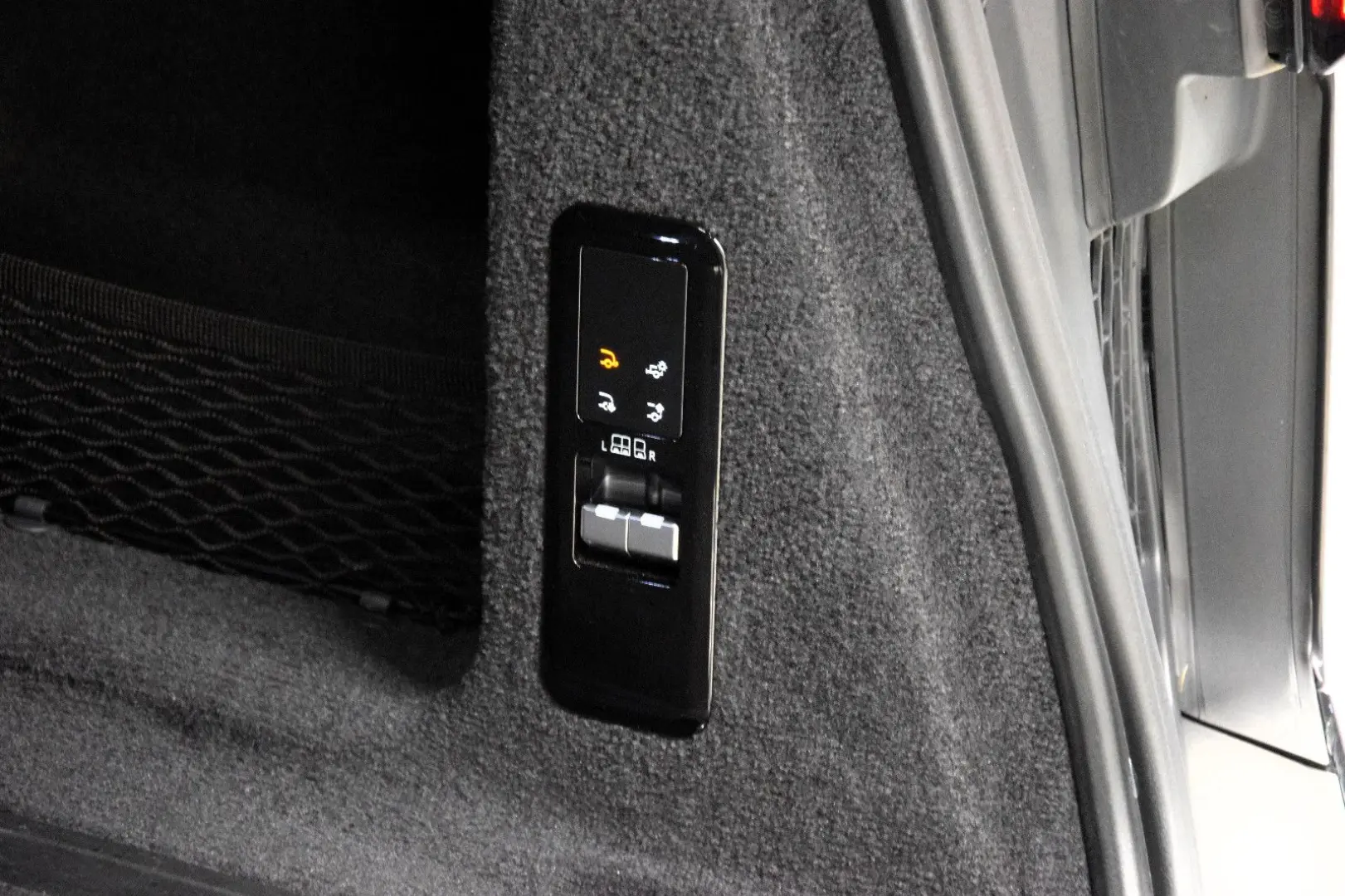 Range Rover Sport D350 Autobiography SV Bespoke