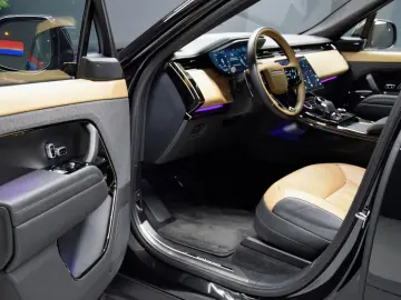 Range Rover Sport D350 Autobiography SV Bespoke