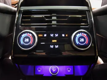 Range Rover Sport D350 Autobiography SV Bespoke