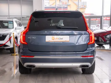 Volvo XC 90 T8 AWD Twin Engine Geartronic Inscription