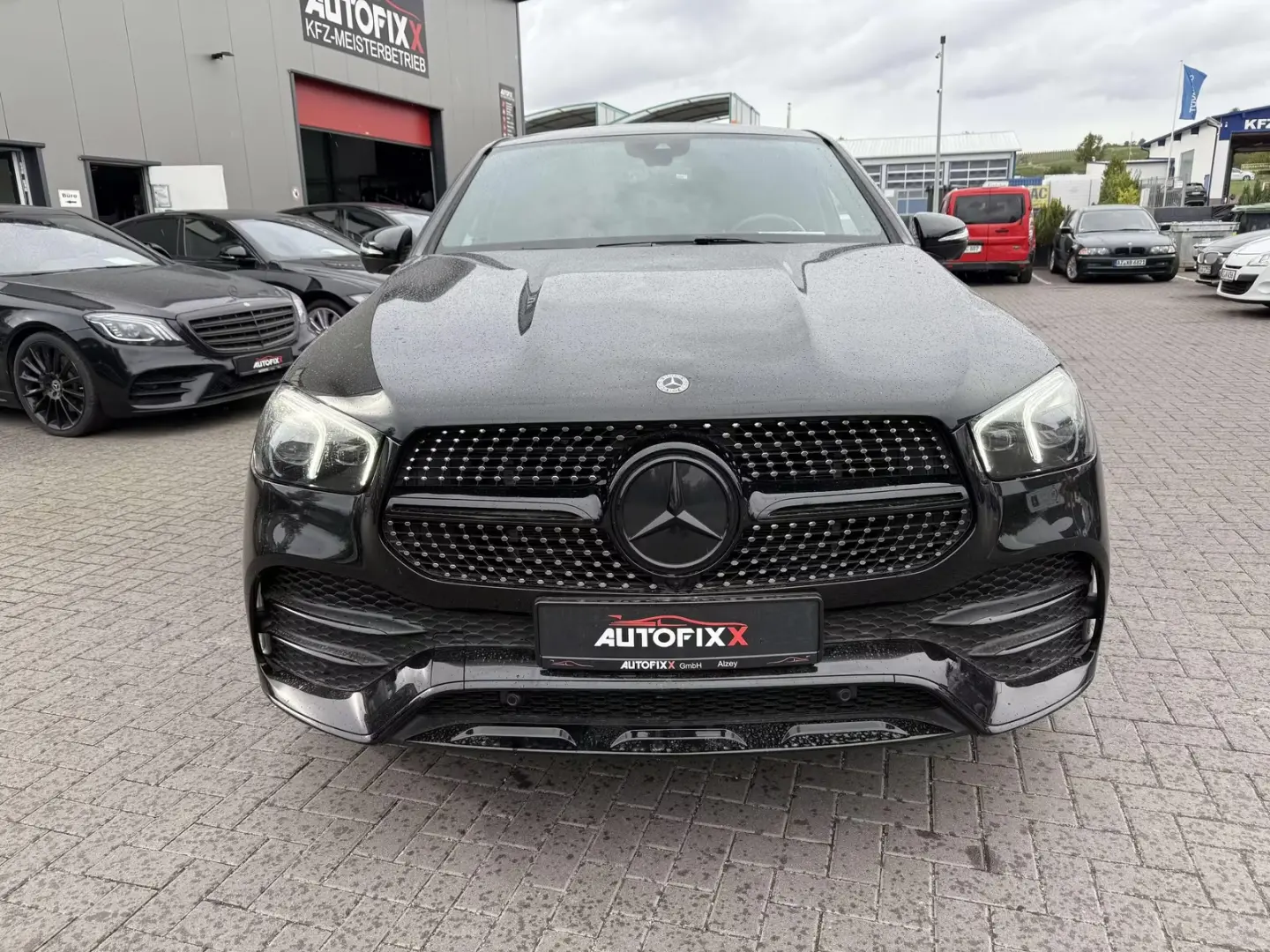 MERCEDES BENZ GLE 300d - AMG-Line - 4Matic