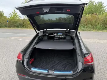 MERCEDES BENZ GLE 300d - AMG-Line - 4Matic