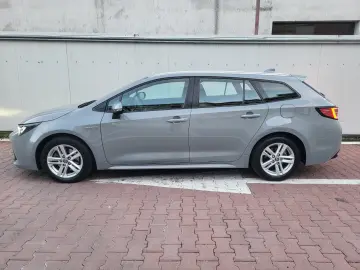 TOYOTA COROLLA 2.0 hibrid