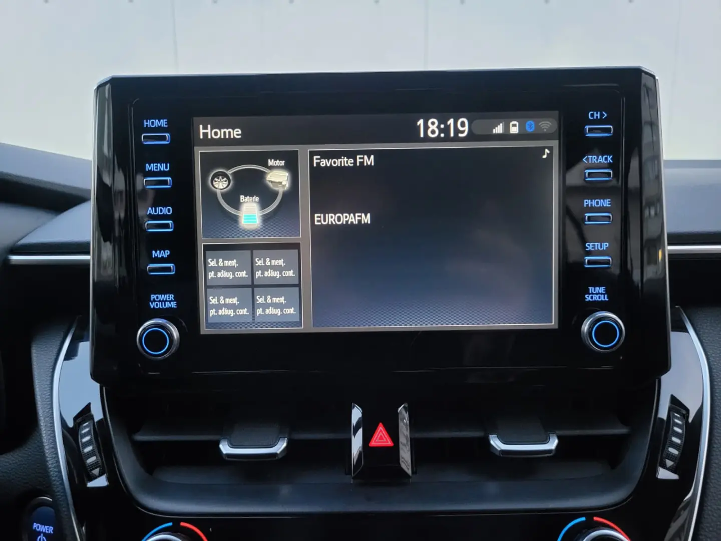 TOYOTA COROLLA 2.0 hibrid